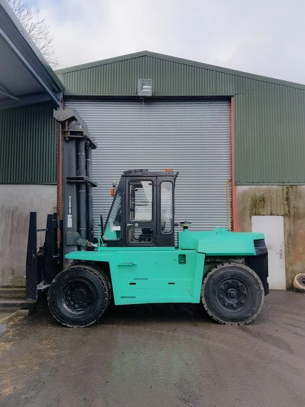 Heavy duty Diesel forklifts 7 tonne-15 tonne